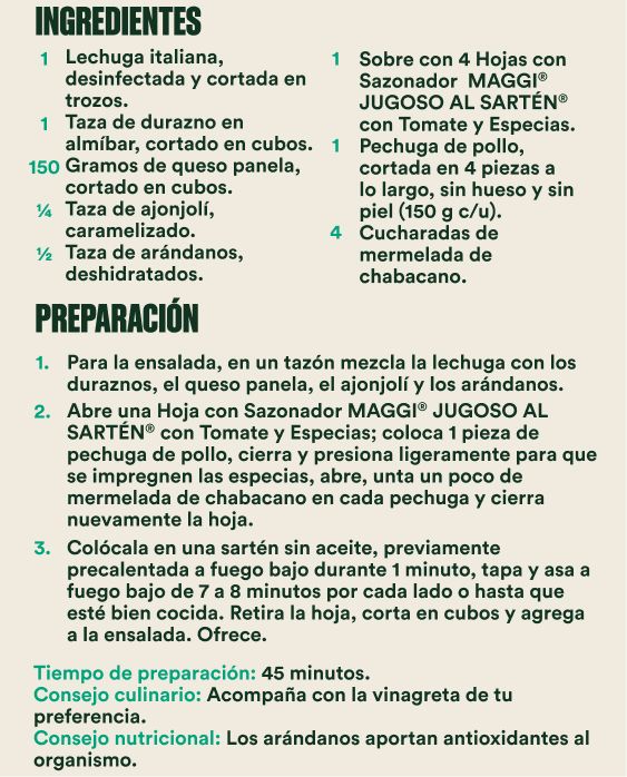 Ensalada de pollo con tomate y especias preparación.